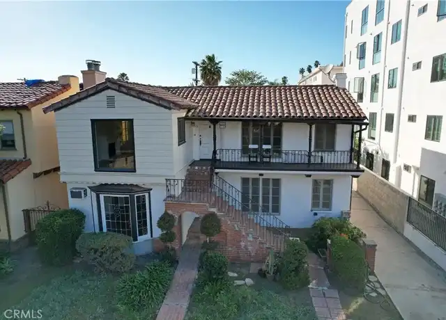 Property at 915 Le Doux Rd, Los Angeles, CA, 90035, 3 beds, 2 baths, [object Object]
