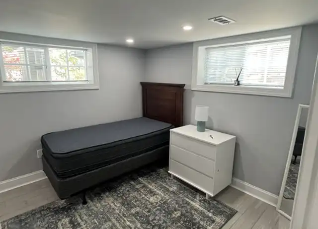 Property at 1933 Lewis Ave, Rockville, MD, 20851, 1 bed, 1 bath, [object Object]