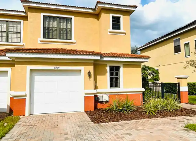 Property at 1298 Clove Dr, Kissimmee, FL, 34759, 3 beds, 2.5 baths, [object Object]