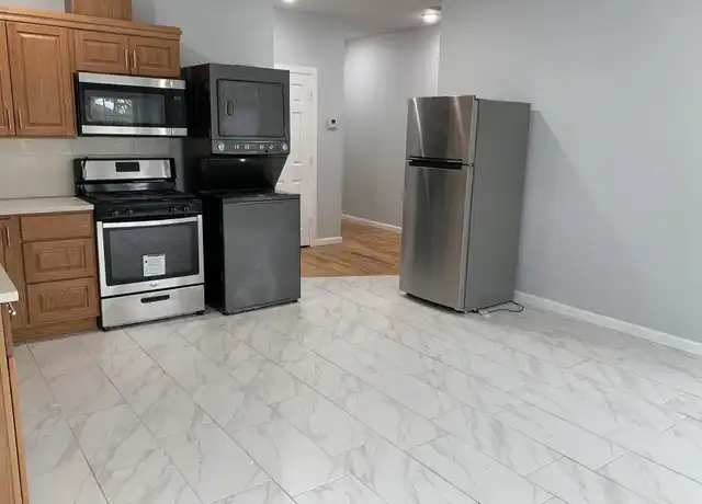 Property at 452 Mallory Ave #2, Jersey City, NJ, 07306, 3 beds, 2 baths, [object Object]