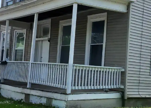 Property at 50 E 4th St, Oswego, NY, 13126, 4 beds, 1 bath, [object Object]