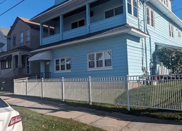 Property at 731 S Irving Ave Fl Rear, Scranton, PA, 18505, 2 beds, 1 bath, [object Object]