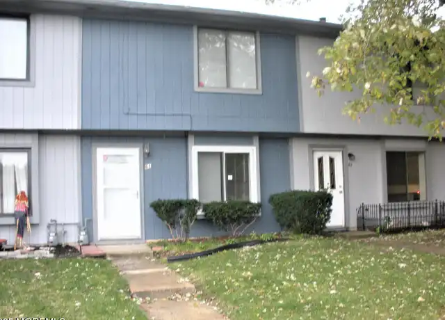 Property at 61 Creek Rd, Brick Township, NJ, 08724, 2 beds, 1.5 baths, [object Object]