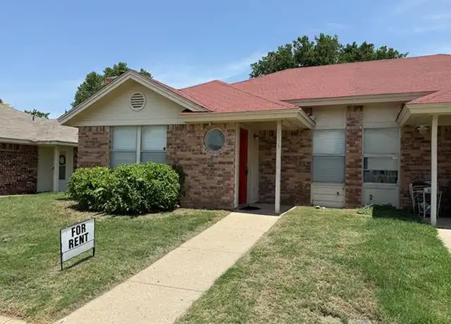 Property at 2023 Minnie Dr, Arlington, TX, 76012, 2 beds, 1.5 baths, [object Object]