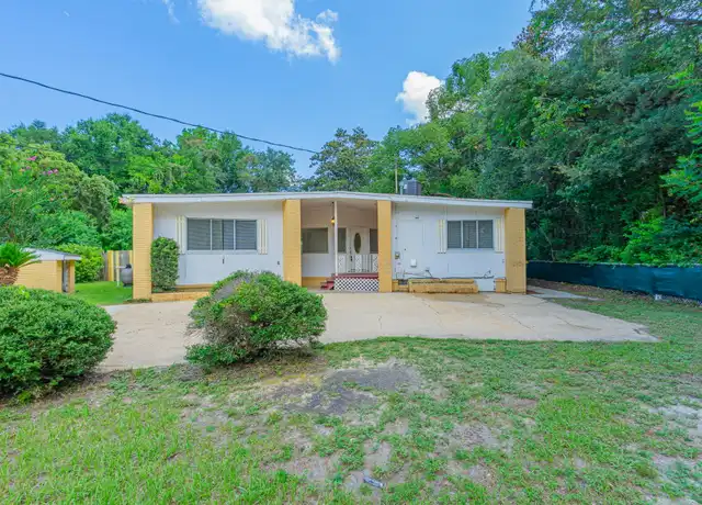 Property at 27 Holly Ave, Shalimar, FL, 32579, 3 beds, 2 baths, [object Object]