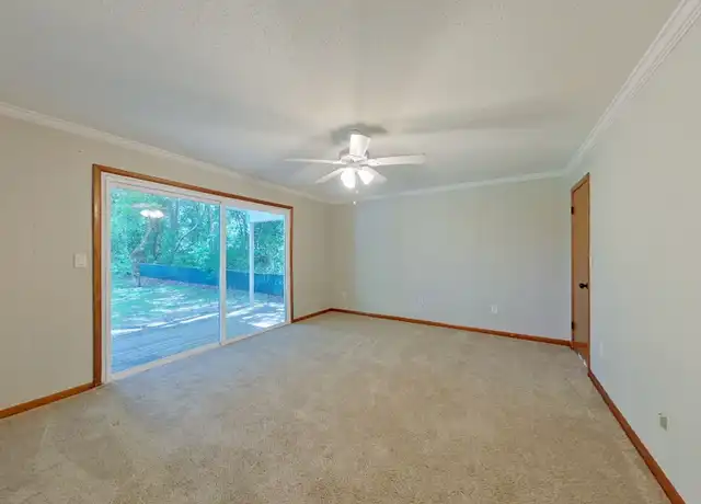 Property at 27 Holly Ave, Shalimar, FL, 32579, 3 beds, 2 baths, [object Object]