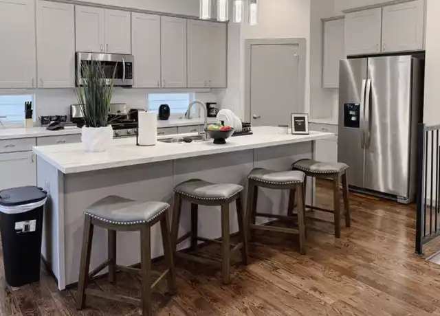 Property at 2405 Bastrop St, Houston, TX, 77004, 3 beds, 3.5 baths, [object Object]