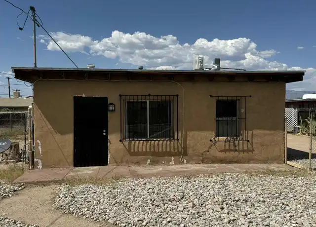 Property at 5709 E 26th St, Tucson, AZ, 85711, 2 beds, 1 bath, [object Object]