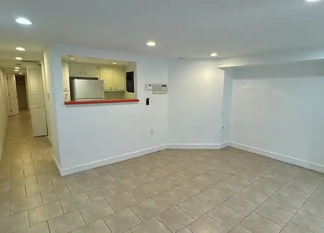 Property at 706 7th St SE Unit B, Washington, DC, 20003, 2 beds, 1 bath, [object Object]
