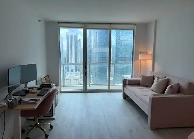 Property at 500 Brickell Ave, Miami, FL, 33131, 1 bed, 1 bath, [object Object]