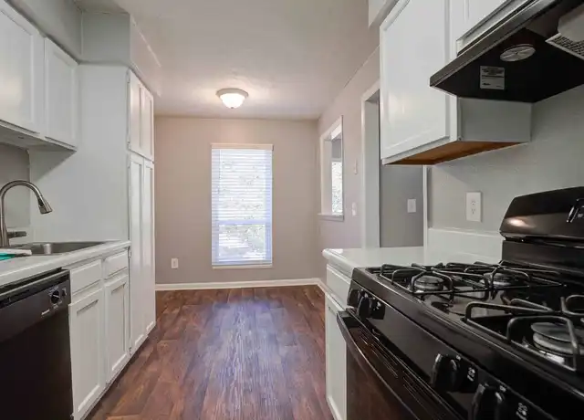 Property at Laurel Springs - 500 Bridle Ridge Ln, Raleigh, NC, 27609, 1-2 bed, 1-2 bath, [object Object]