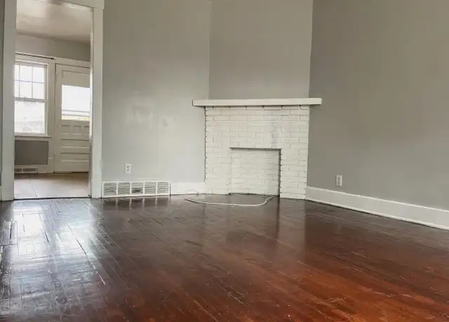 Property at 242 Delaware Rd Unit 2, Kenmore, NY, 14217, 2 beds, 1 bath, [object Object]