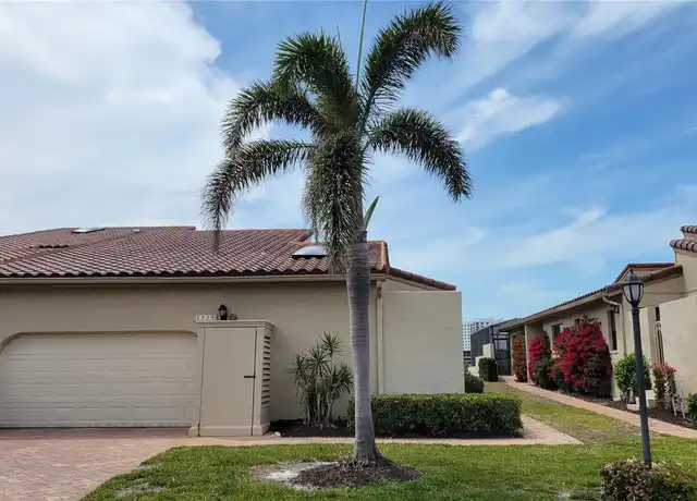Property at 2339 Harbour Oaks Dr, Longboat Key, FL, 34228, 3 beds, 2.5 baths, [object Object]