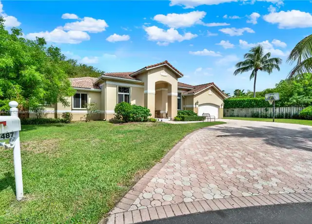 Property at 8487 SW 138th Ter, Palmetto Bay, FL, 33158, 4 beds, 3 baths, [object Object]