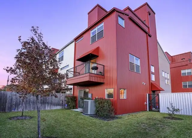 Property at 323 Sydnor St, Houston, TX, 77020, 2 beds, 2 baths, [object Object]