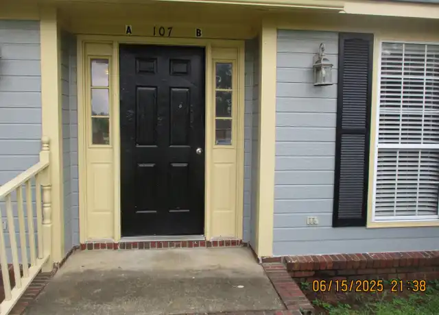 Property at 107 Acacia Ct, Leesburg, GA, 31763, 3 beds, 2 baths, [object Object]