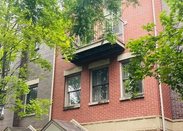 Property at 556 E 32nd St Unit C, Chicago, IL, 60616, 2 beds, 2.5 baths, [object Object]