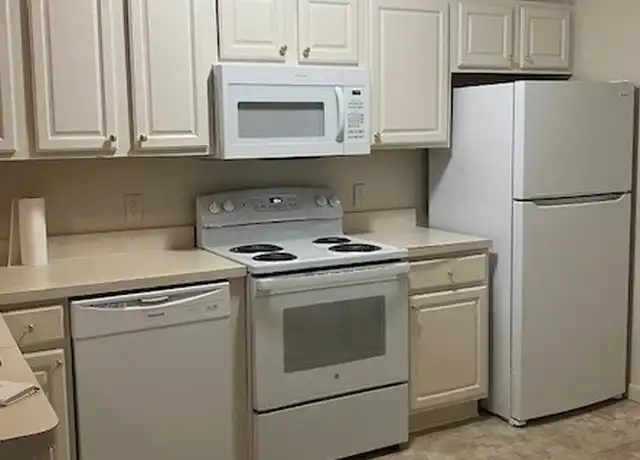Property at 1054 Crestfield St Unit A2, Ontario, OH, 44906, 2 beds, 1.5 baths, [object Object]