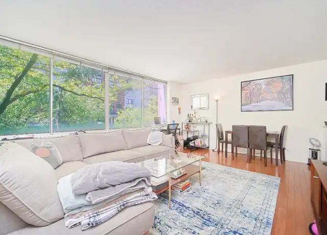 Property at 353 E 72nd St Unit 2C, New York, NY, 10021, 1 bed, 1 bath, [object Object]