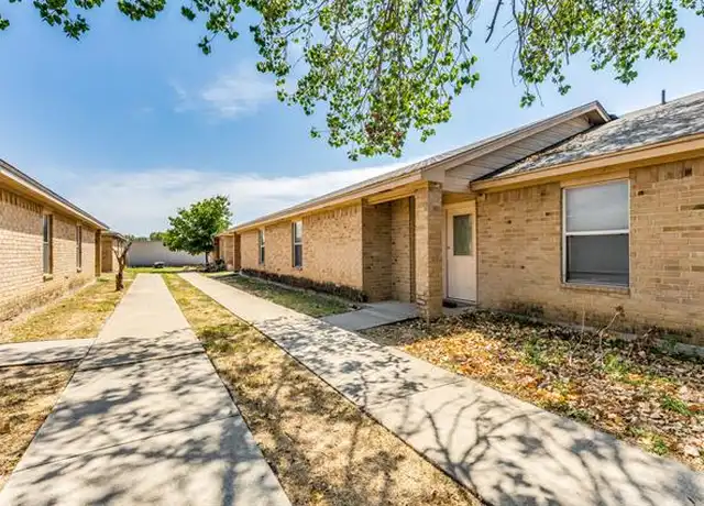 Property at 125 Cambridge Dr Unit 3, Saginaw, TX, 76179, 2 beds, 2 baths, [object Object]