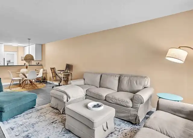 Property at 2555 NE 11th St #610, Fort Lauderdale, FL, 33304, 1 bed, 1 bath, [object Object]