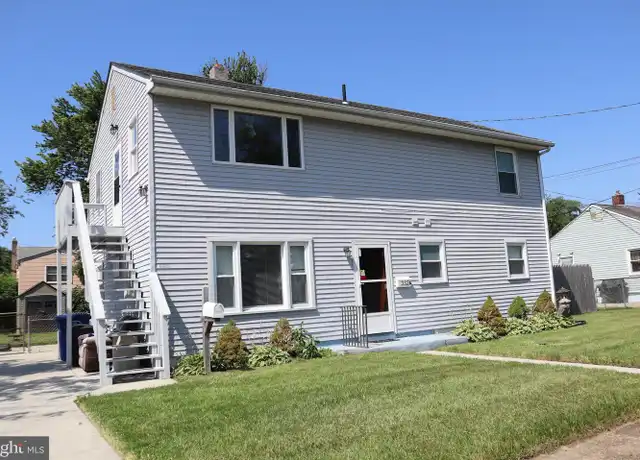 Property at 332 Bailey Ave Unit B, Maple Shade, NJ, 08052, 2 beds, 1 bath, [object Object]