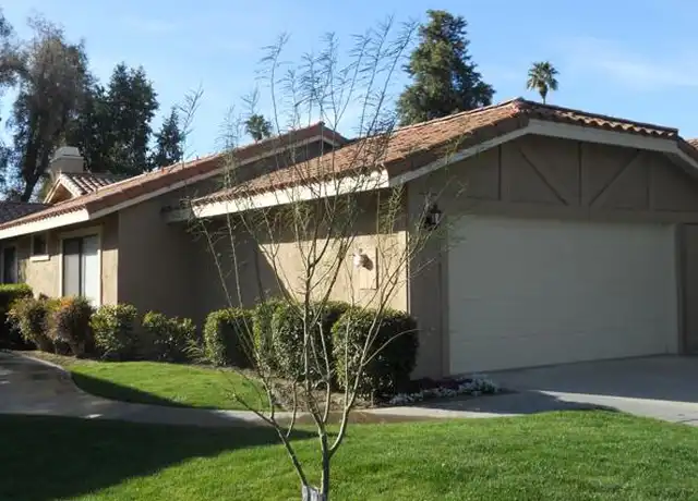 Property at 117 Juan Cir, Palm Desert, CA, 92260, 2 beds, 2 baths, [object Object]