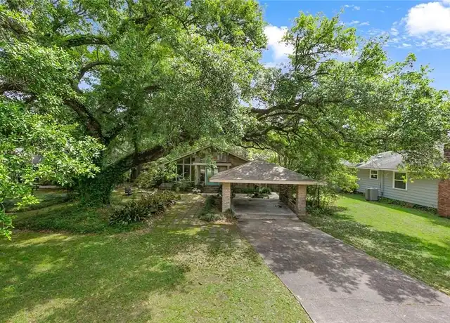 Property at 111 Camellia Dr, Covington, LA, 70433, 4 beds, 2.5 baths, [object Object]
