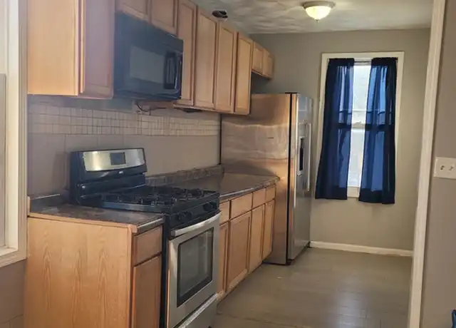 Property at 8534 S Burley Ave Unit 2, Chicago, IL, 60617, 2 beds, 1 bath, [object Object]