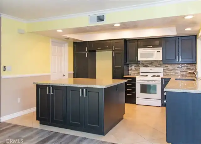 Property at 1409 Camelot Dr, Corona, CA, 92882, 3 beds, 3 baths, [object Object]