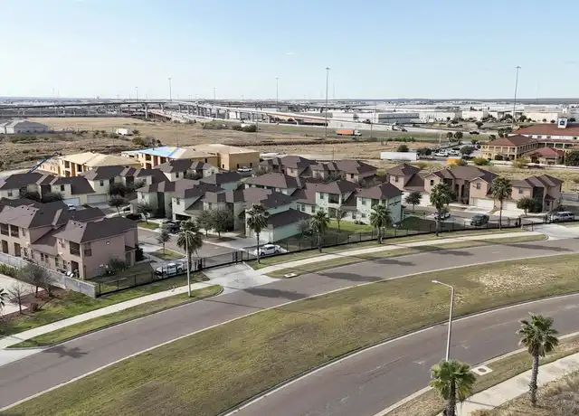 Property at 10510 Sandia Dr #102, Laredo, TX, 78045, 3 beds, 2.5 baths, [object Object]