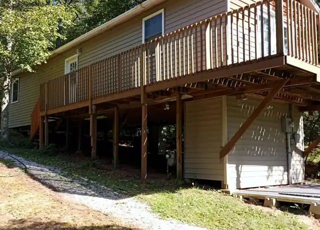 Property at 2719 Old Harriman Hwy, Harriman, TN, 37748, 1 bed, 1 bath, [object Object]
