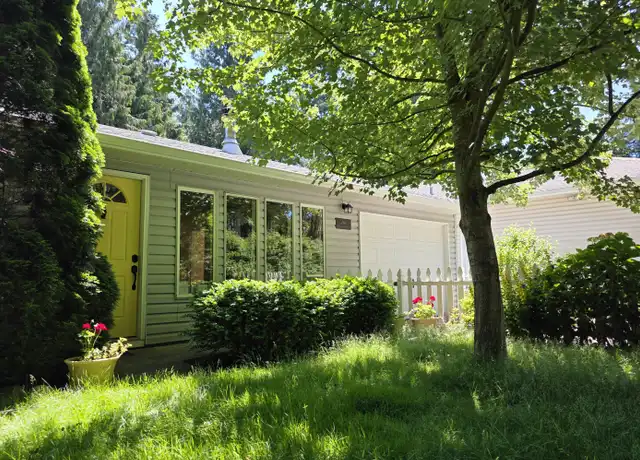 Property at 266 Boundary Bay Rd, Point Roberts, WA, 98281, 3 beds, 1 bath, [object Object]