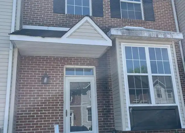 Property at 307 Victoria Blvd, Newark, DE, 19702, 2 beds, 1.5 baths, [object Object]