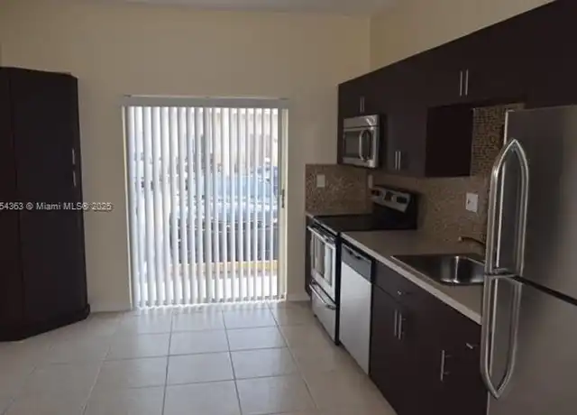 Property at 6912 NW 179th St Unit 109-3, Hialeah, FL, 33015, 3 beds, 2 baths, [object Object]