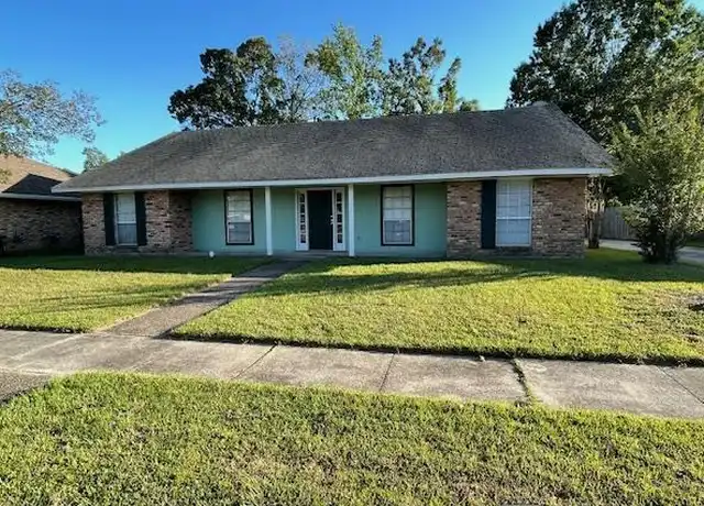 Property at 15016 Lynbrook Dr, Baton Rouge, LA, 70816, 3 beds, 2 baths, [object Object]