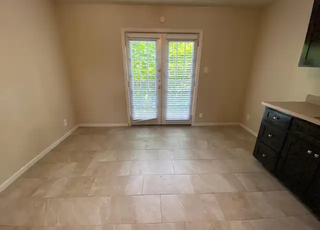 Property at 2402 Rio Grande St Unit 1, Austin, TX, 78705, 1 bed, 1 bath, [object Object]