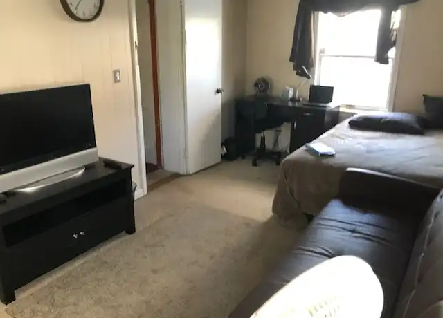 Property at 9 Glenview Dr Unit Studio, West Orange, NJ, 07052, 1 bed, 1 bath, [object Object]