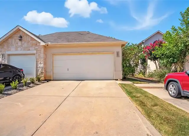 Property at 8007 Ederville Cir, Fort Worth, TX, 76120, 2 beds, 2.5 baths, [object Object]