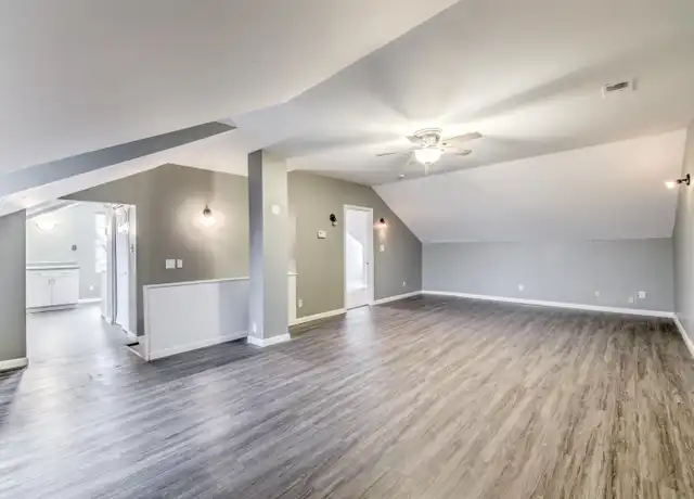 Property at 2013 S 11th St Unit 3F, St. Louis, MO, 63104, 1 bed, 1 bath, [object Object]