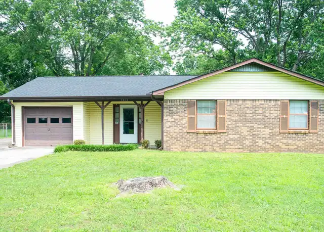 Property at 3808 Timbercrest Dr NW, Huntsville, AL, 35810, 3 beds, 1.5 baths, [object Object]