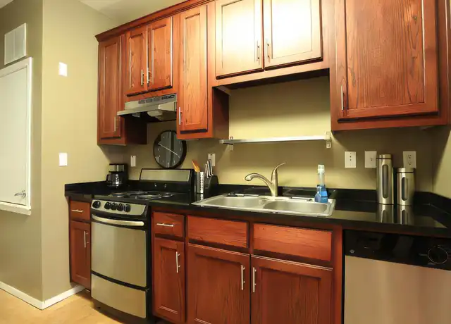 Property at 910 W 25th St Unit 1-225, Austin, TX, 78705, 1 bed, 1 bath, [object Object]