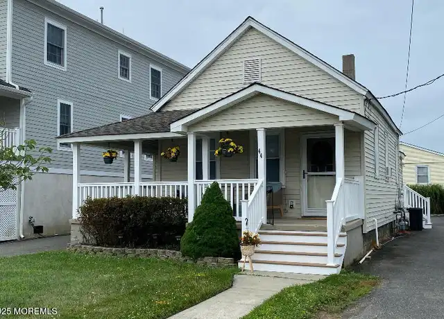 Property at 44 Riverdale Ave, Monmouth Beach, NJ, 07750, 2 beds, 1 bath, [object Object]