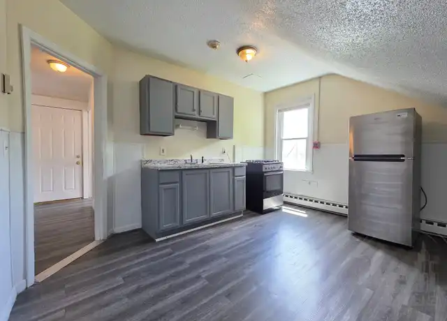 Property at 10 Coogan Ct, West Warwick, RI, 02893, 1 bed, 1 bath, [object Object]