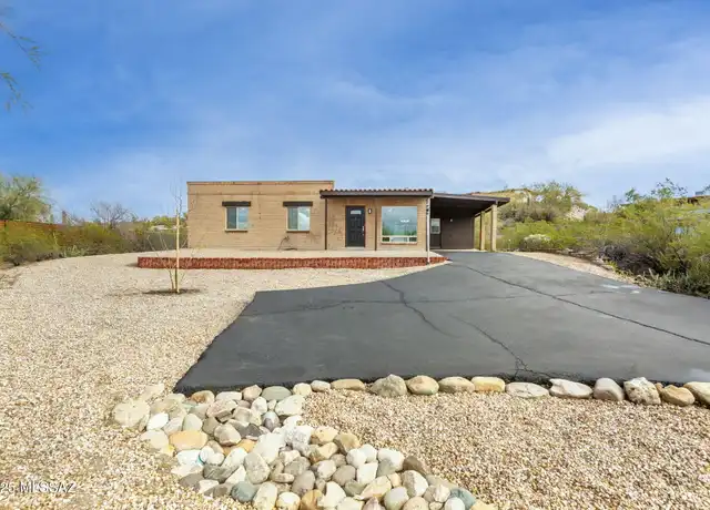 Property at 2450 W Oracle Jaynes Station Rd, Tucson, AZ, 85741, 3 beds, 2 baths, [object Object]