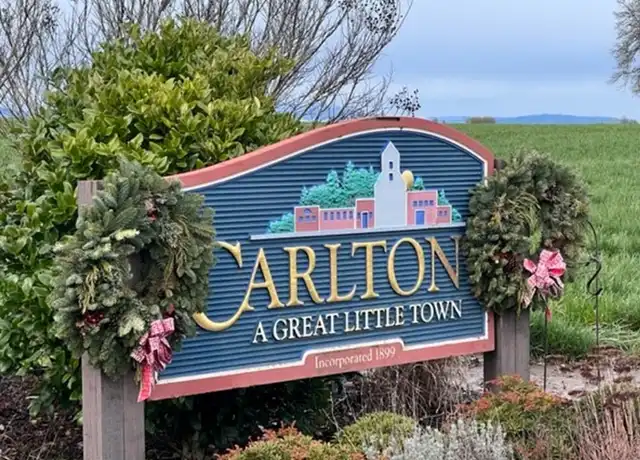 Property at Park Apartments - 354 S 8th St, Carlton, OR, 97111, 2 beds, 2 baths, [object Object]