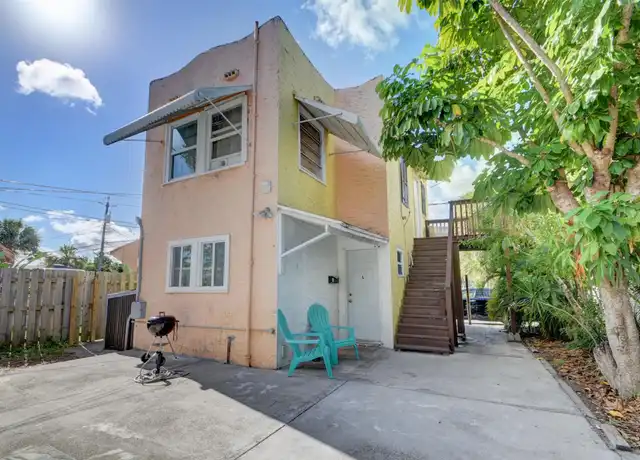 Property at 325 N L St, Lake Worth Beach, FL, 33460, 1 bed, 1 bath, [object Object]