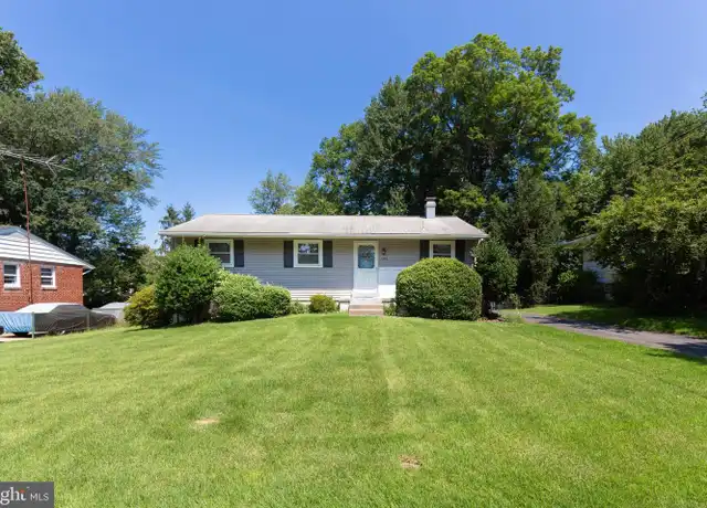 Property at 509 Tapawingo Rd SW, Vienna, VA, 22180, 4 beds, 1 bath, [object Object]