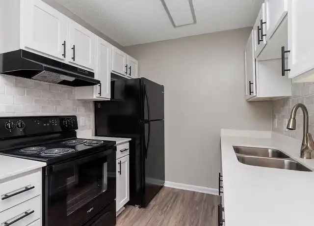 Property at 7113 Cape Harbor Dr, Wilmington, NC, 28411, 1-3 bed, 1-2 bath, [object Object]