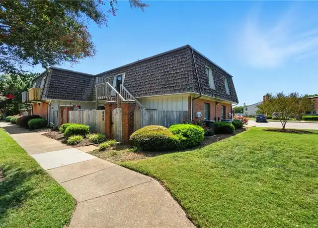 Property at 629 Ocean Lakes Dr, Virginia Beach, VA, 23454, 2 beds, 2 baths, [object Object]